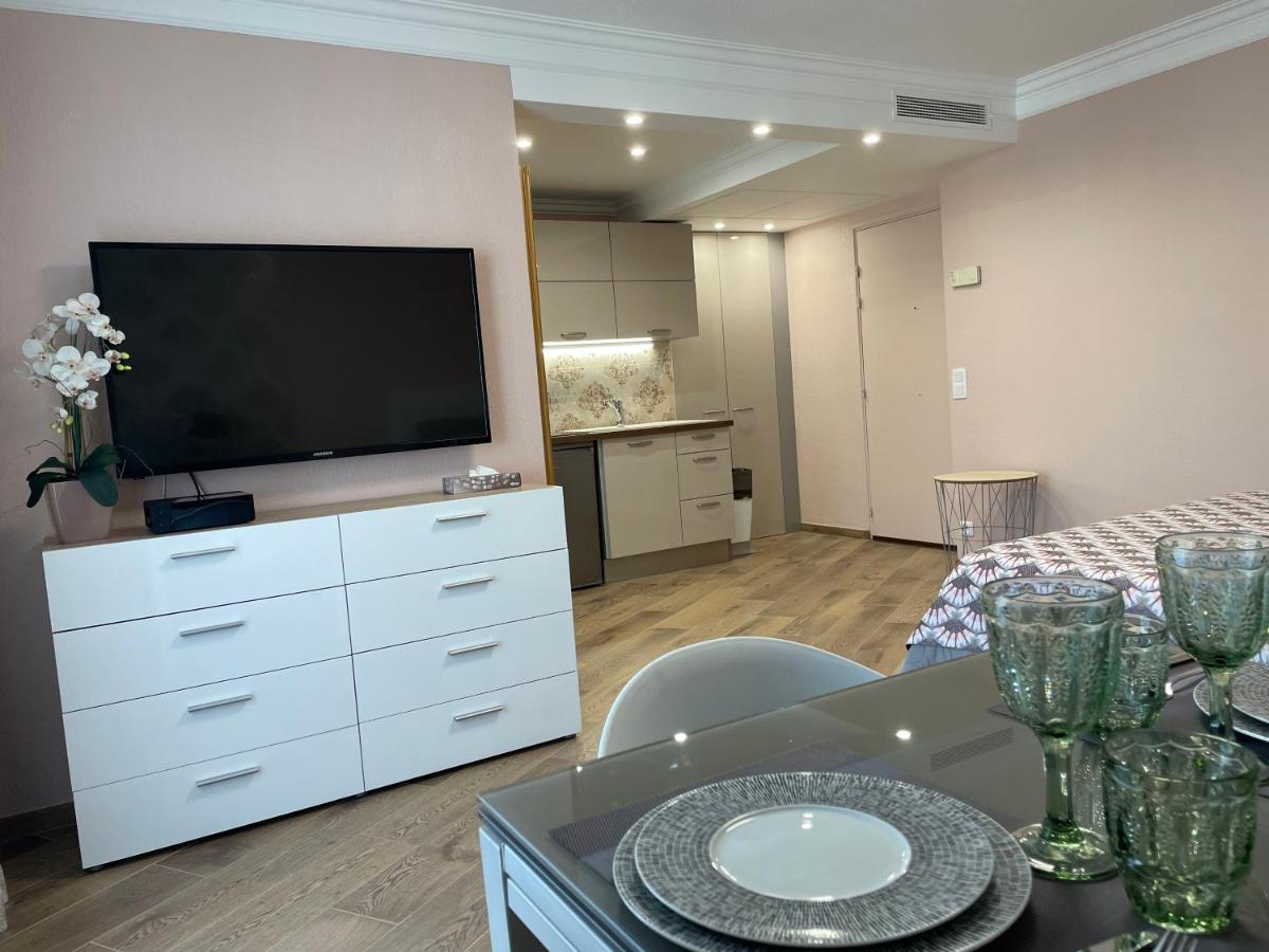Studio With Swimming Pool 80 Meters Near The Beach Nice Exteriér fotografie
