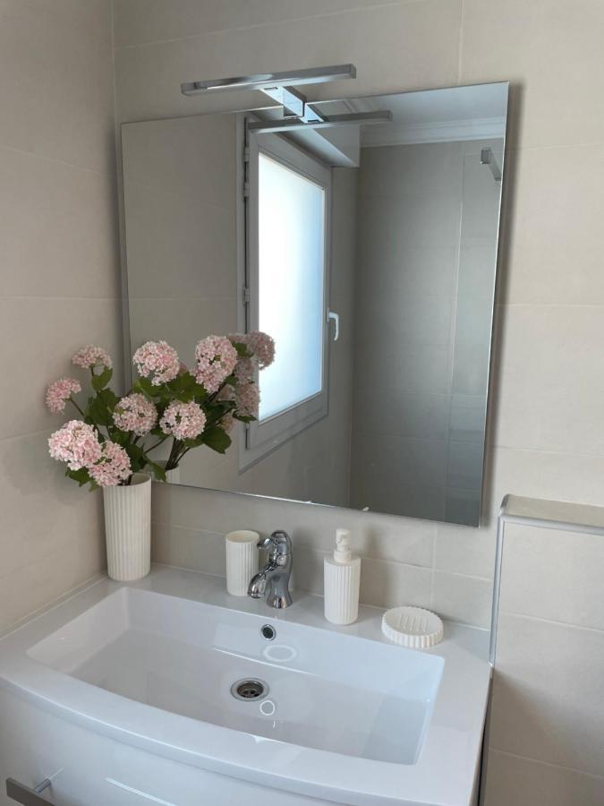 Studio With Swimming Pool 80 Meters Near The Beach Nice Exteriér fotografie