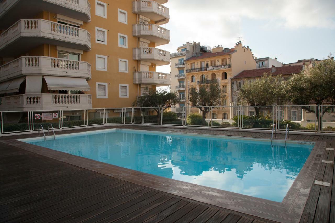 Studio With Swimming Pool 80 Meters Near The Beach Nice Exteriér fotografie
